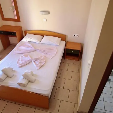 Villa Europe *